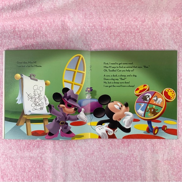 Valentine Book Collection. - Picture 14 of 15